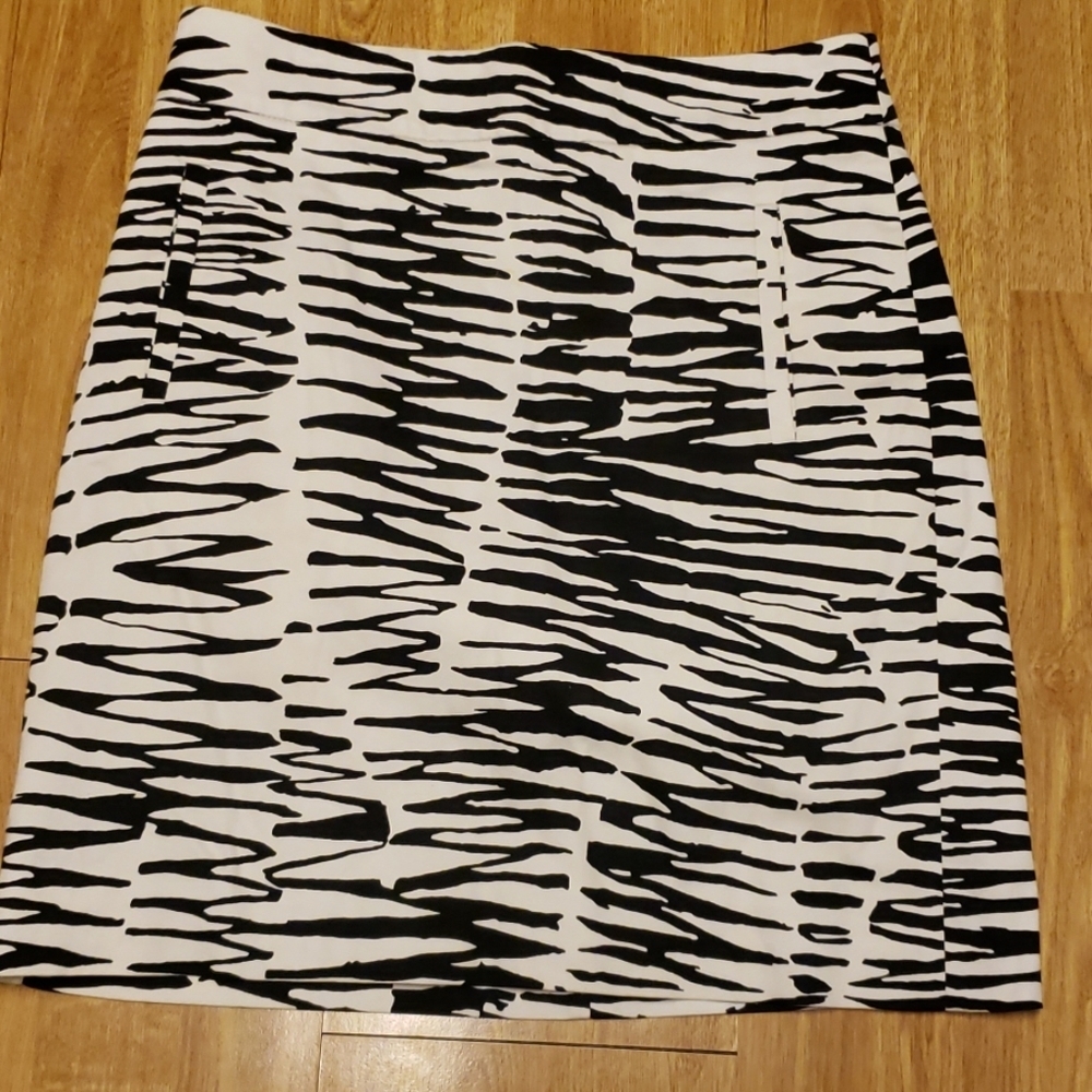 Banana Republic Trina Turk zebra skirt sz 2